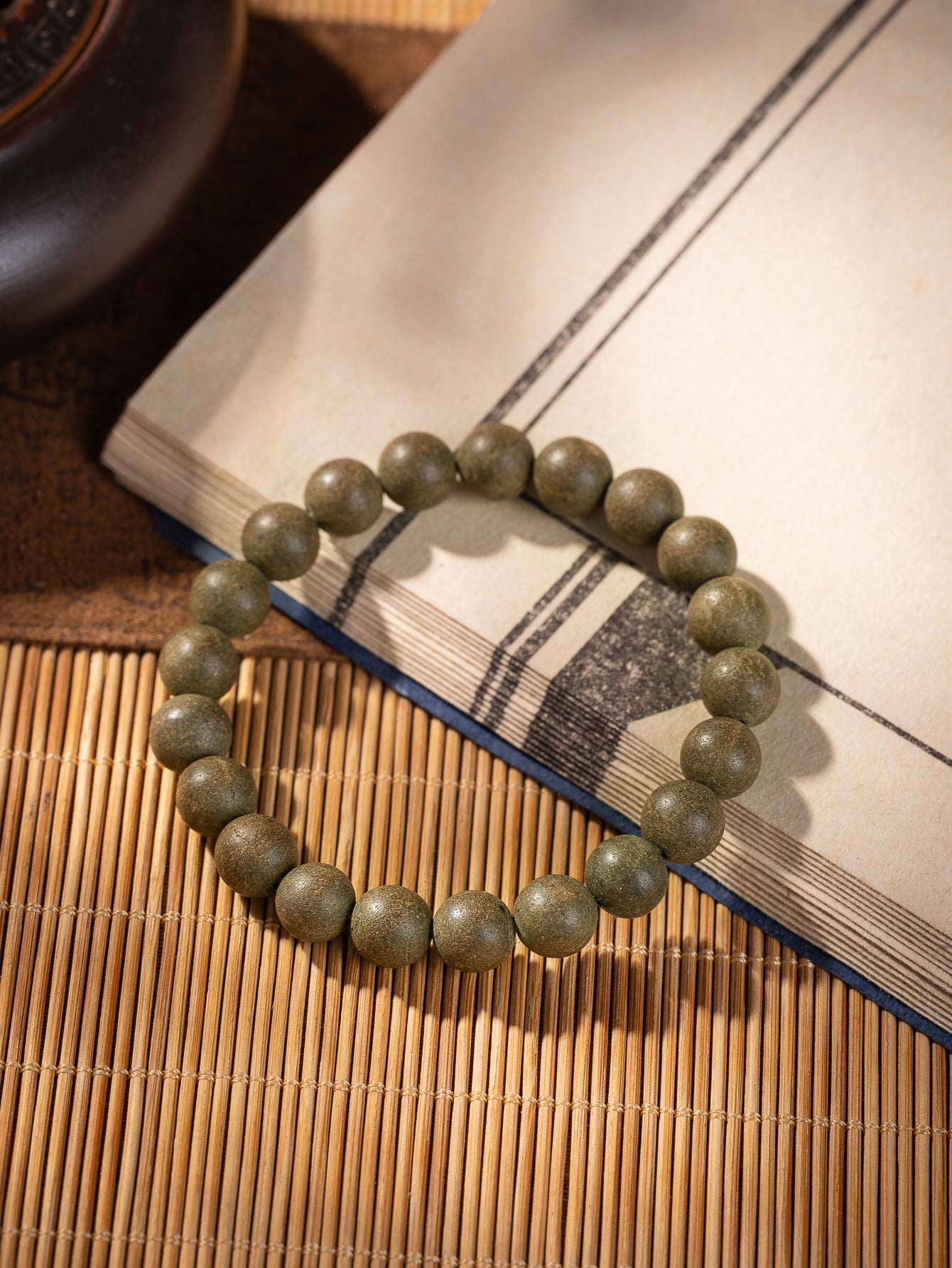 Minimal Wood Energy Bracelet - QIARA Energy Ritual