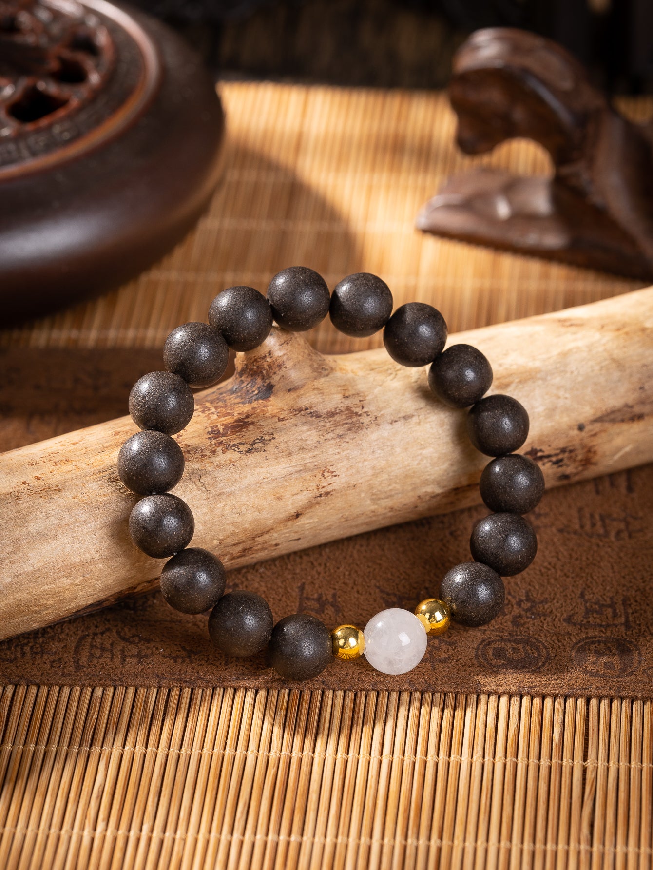 Minimal Water Energy Bracelet - QIARA Energy Ritual